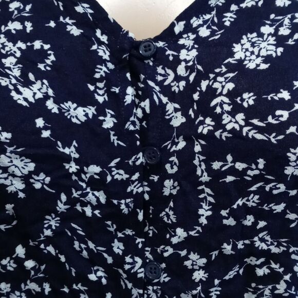 Freshman top - Picture 3 of 3